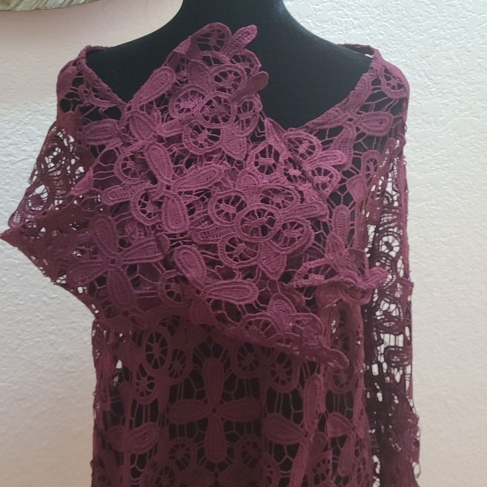 Blouse - Picture 2 of 5